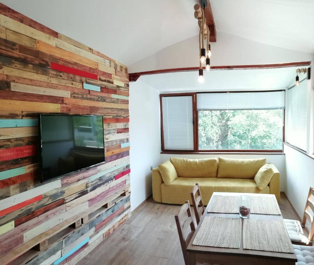 Ema Guest House Varna Ngoại thất bức ảnh